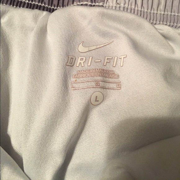 Nike Dri-Fit Shorts - Picture 3 of 3